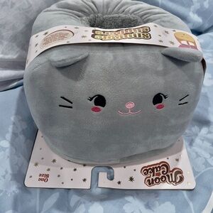 Mooncake Gray Cat Plush Slipper/Feet warmer